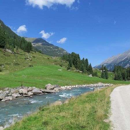 Alpenmaisonette Gipfelstuermer Bramberg am Wildkogel Luaran gambar
