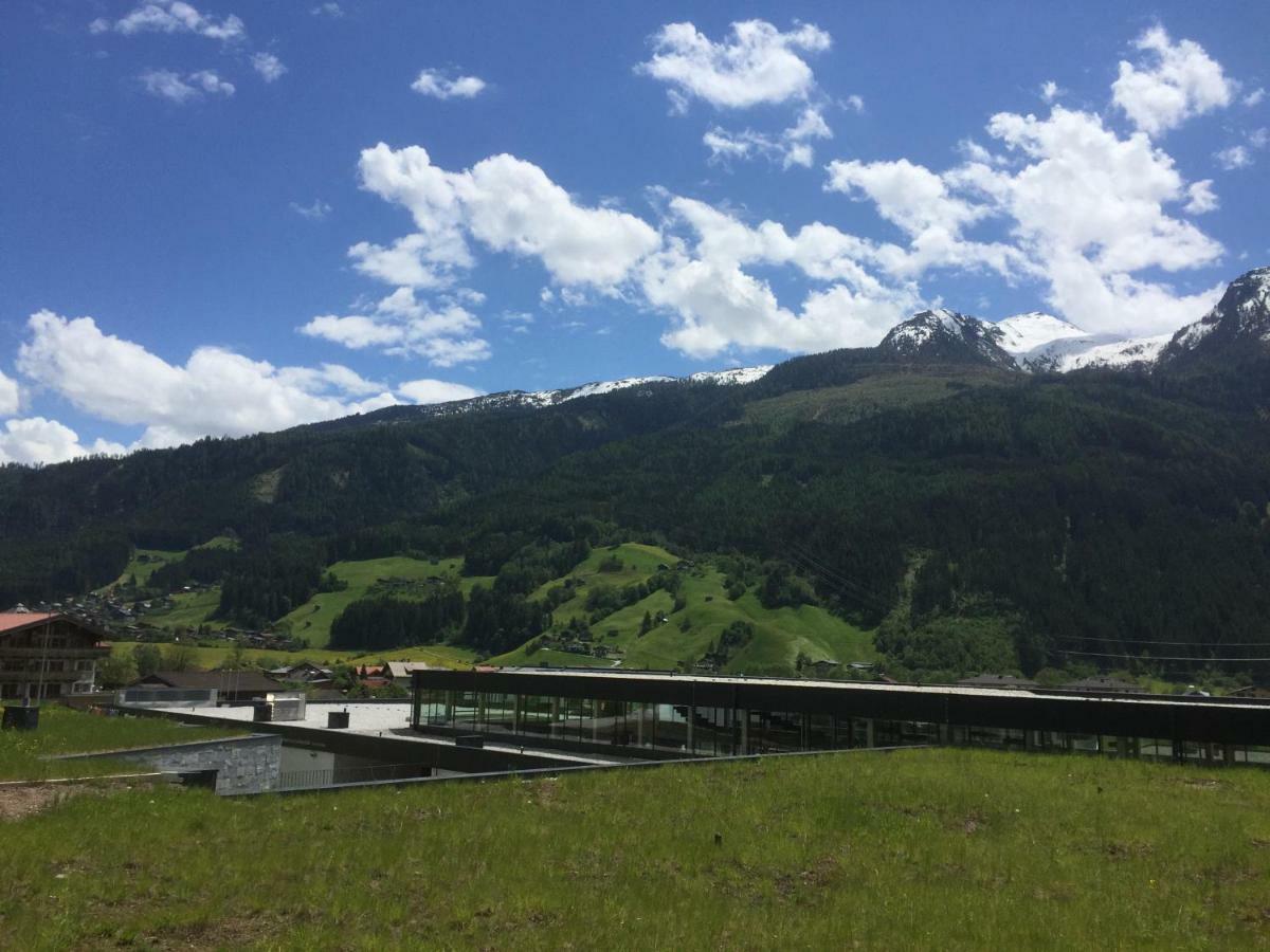 Alpenmaisonette Gipfelstuermer Bramberg am Wildkogel Luaran gambar